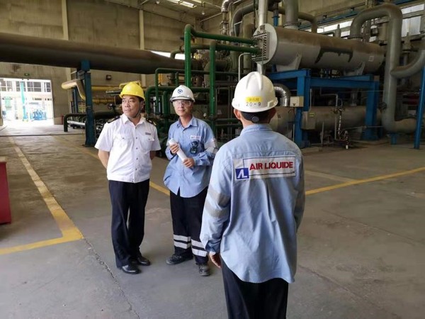 乐亭县卫生监督所深入企业开展尘毒危害专项治理工作.jpg